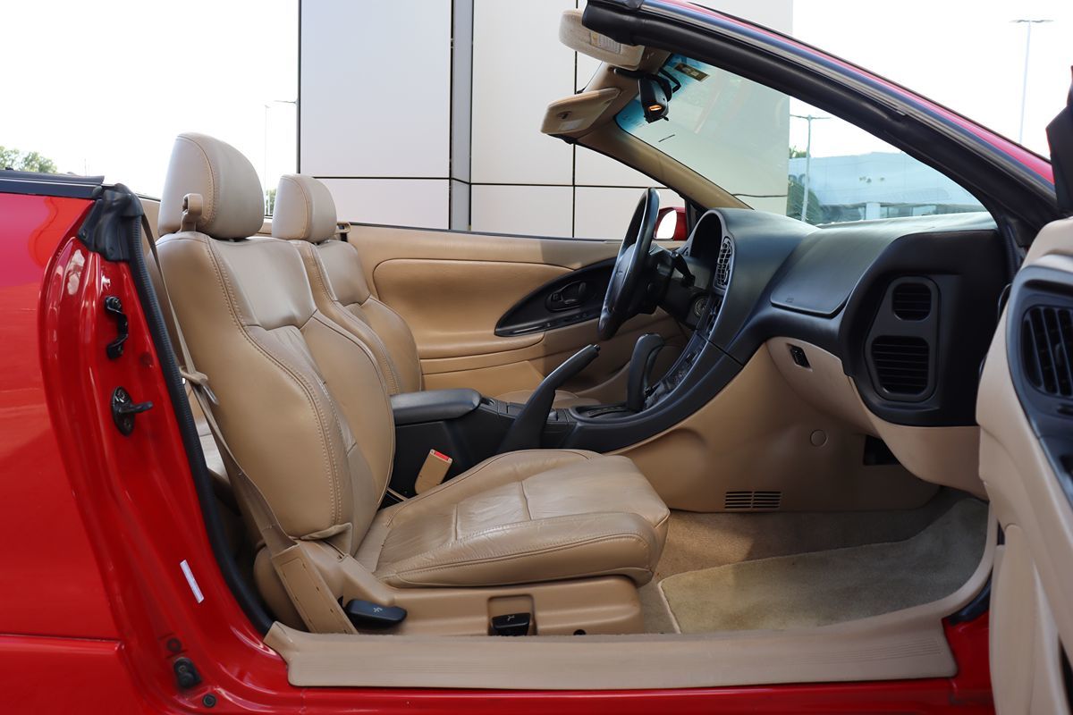 1998 Mitsubishi Eclipse Spyder photo 17