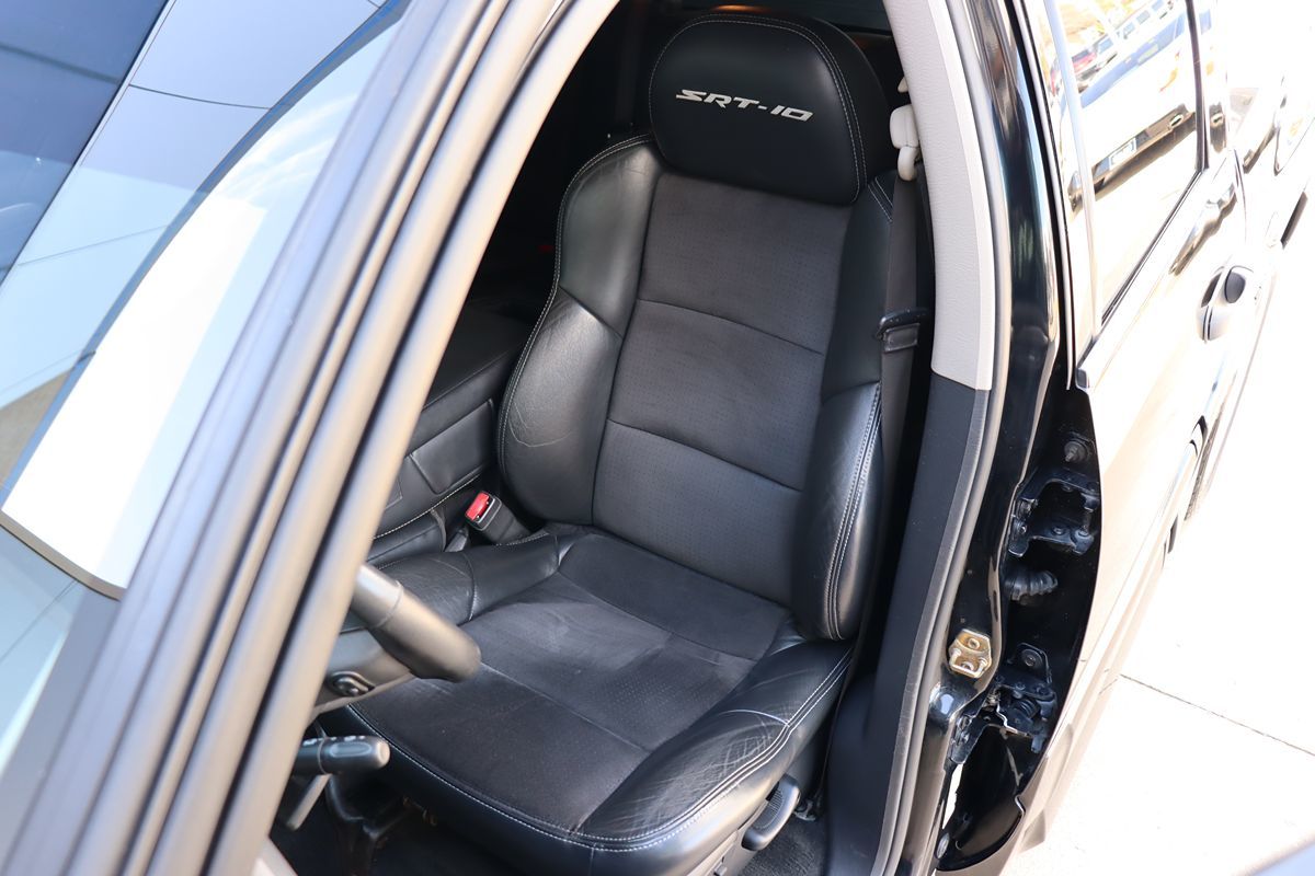 2005 Dodge Ram photo 30