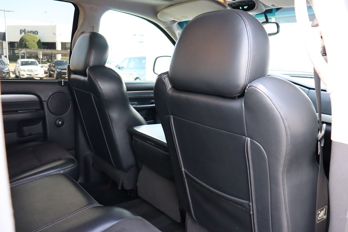 2005 Dodge Ram photo 33