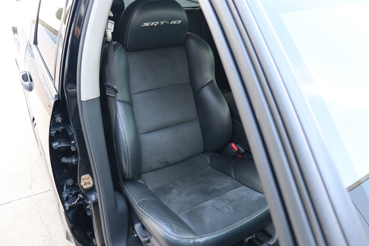 2005 Dodge Ram photo 29