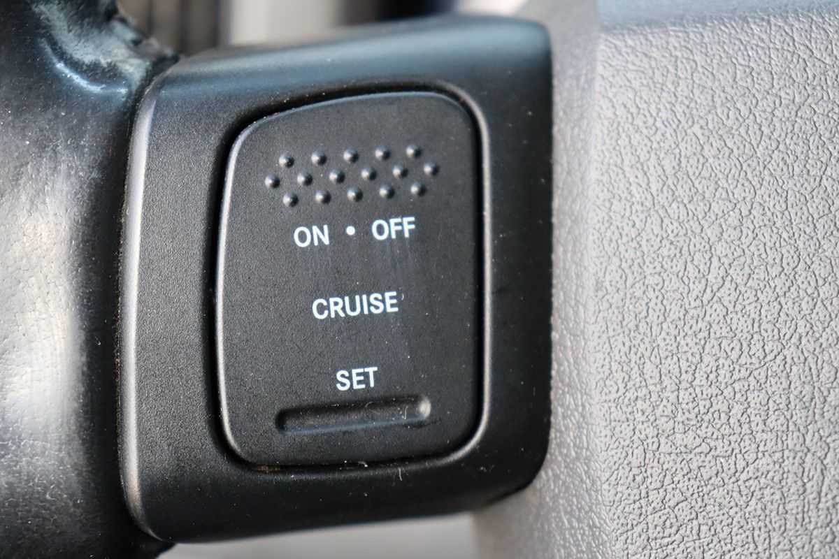 2005 Dodge Ram photo 20