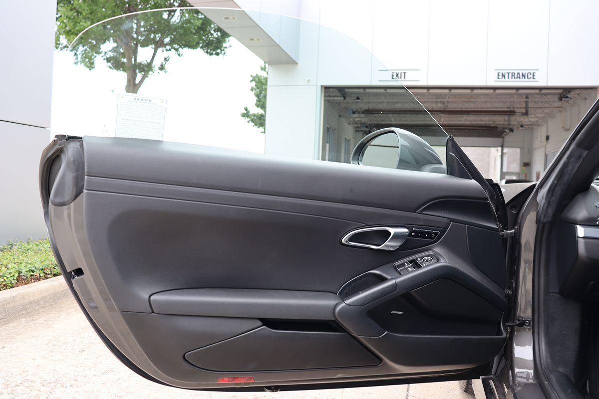 2013 Porsche Boxster photo 36