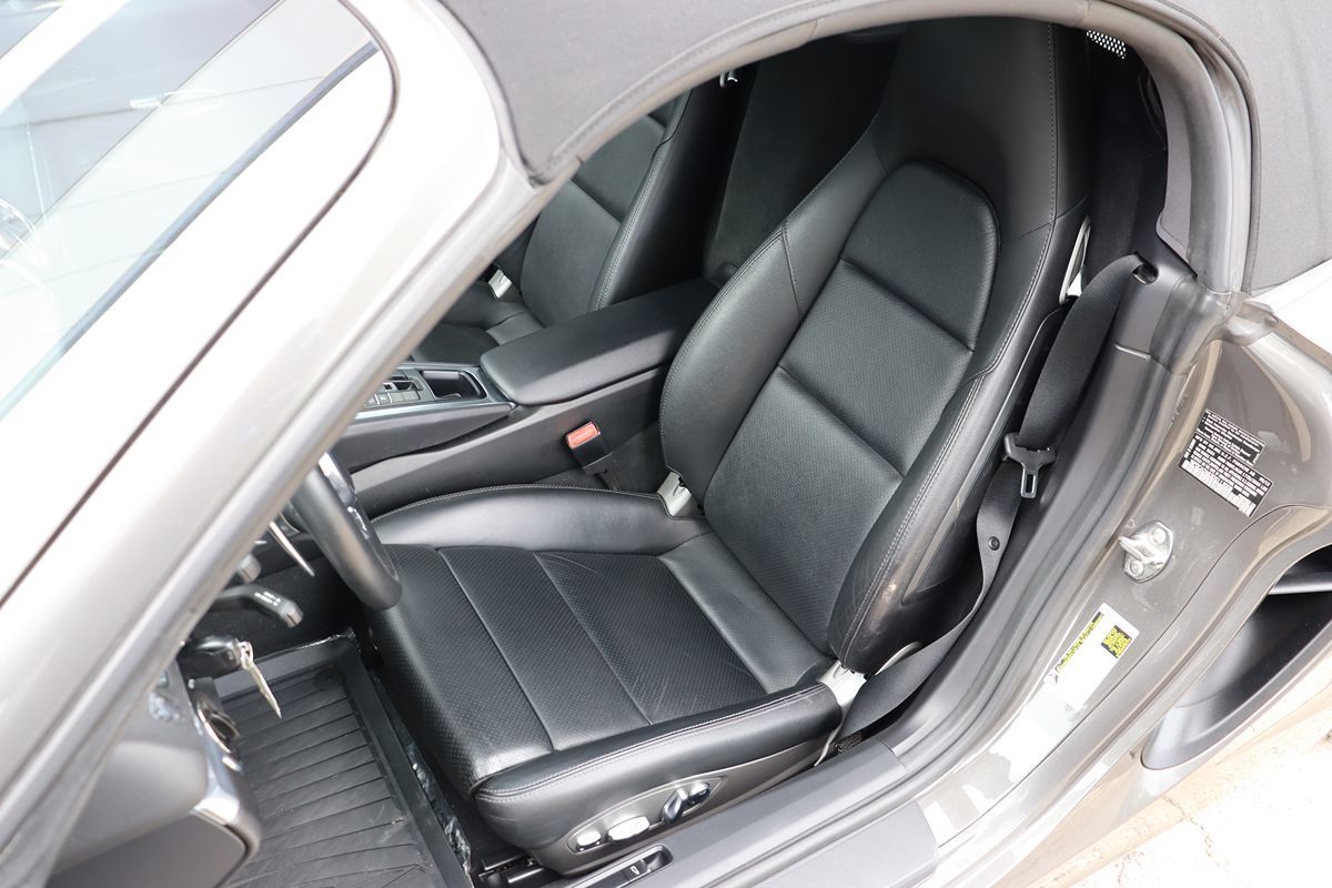2013 Porsche Boxster photo 24
