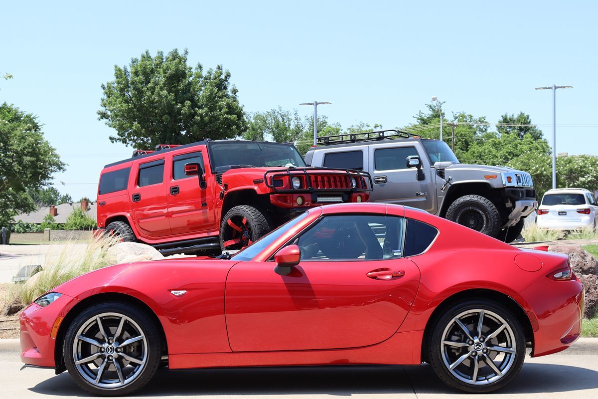 2017 Mazda MX-5 Miata Miata RF Grand Touring photo 9