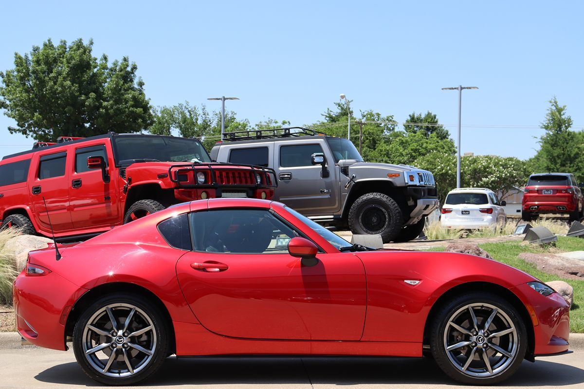 2017 Mazda MX-5 Miata Miata RF Grand Touring photo 8