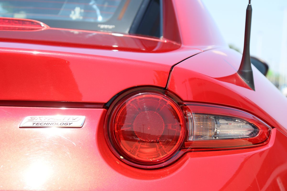 2017 Mazda MX-5 Miata Miata RF Grand Touring photo 17