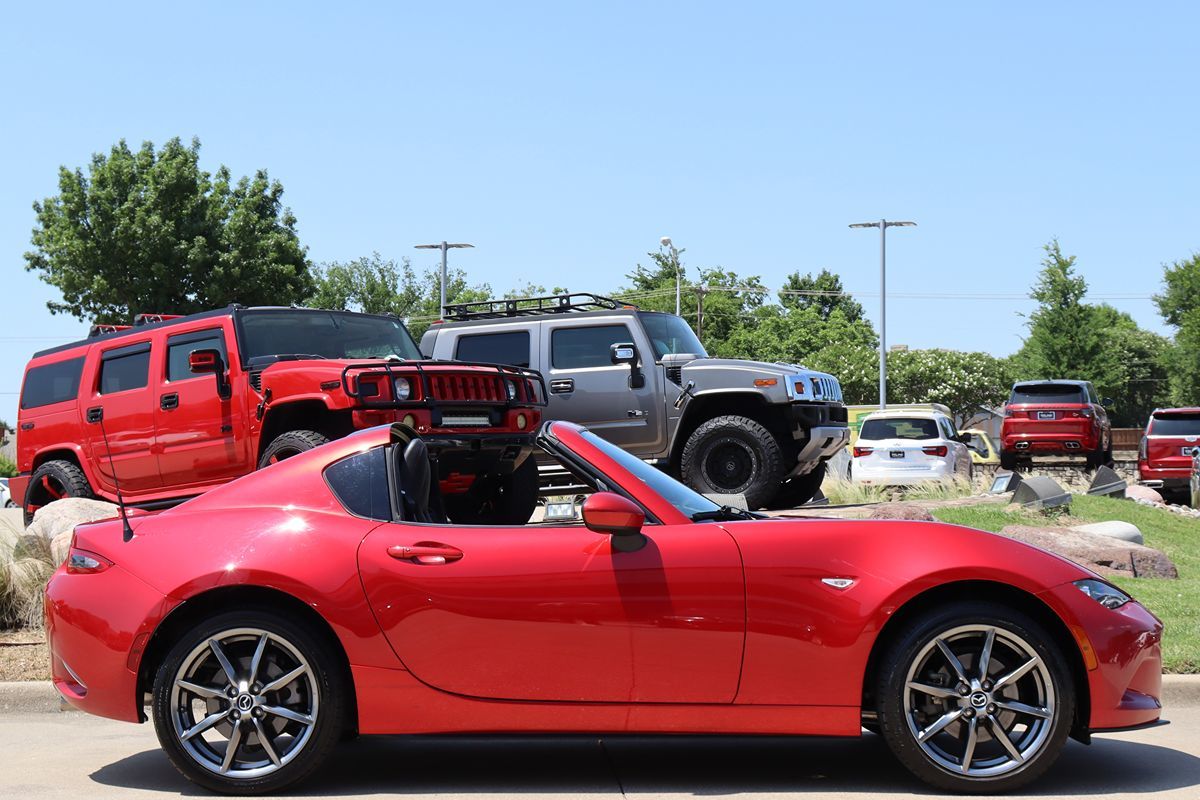 2017 Mazda MX-5 Miata Miata RF Grand Touring photo 10