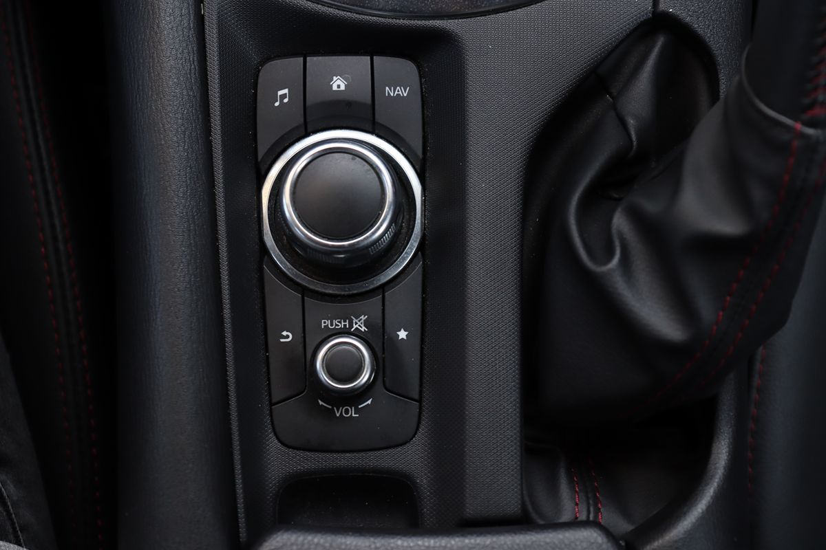 2017 Mazda MX-5 Miata Miata RF Grand Touring photo 34