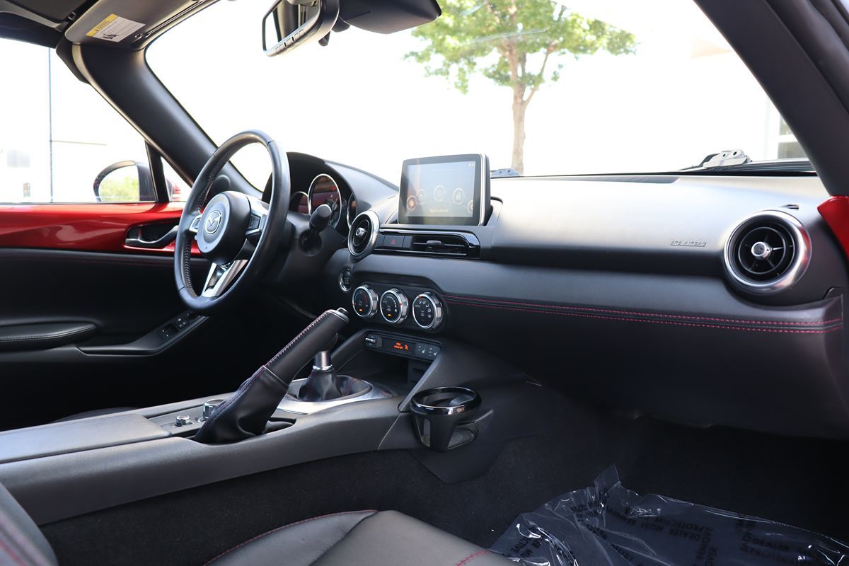 2017 Mazda MX-5 Miata Miata RF Grand Touring photo 20