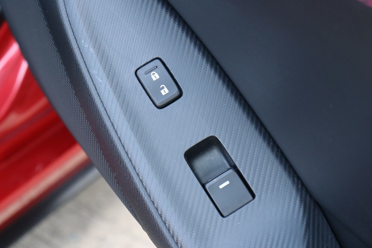 2017 Mazda MX-5 Miata Miata RF Grand Touring photo 44