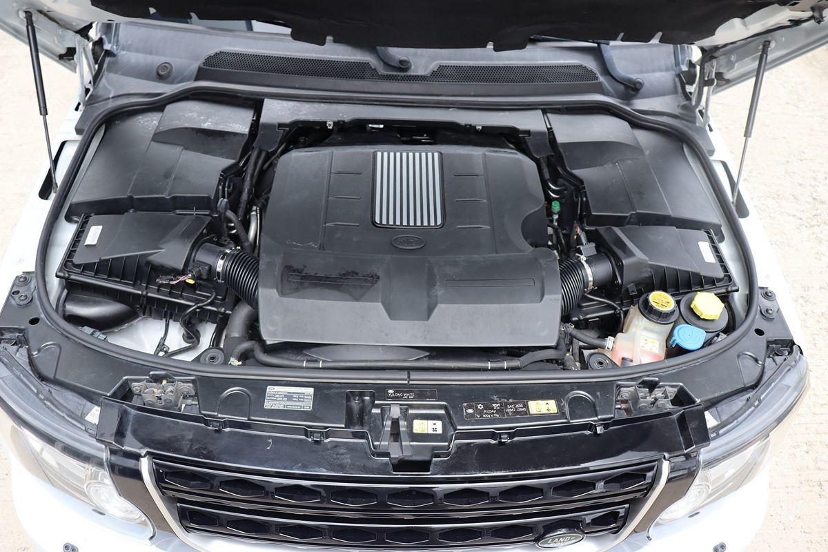 2016 Land Rover LR4 HSE LUX photo 50