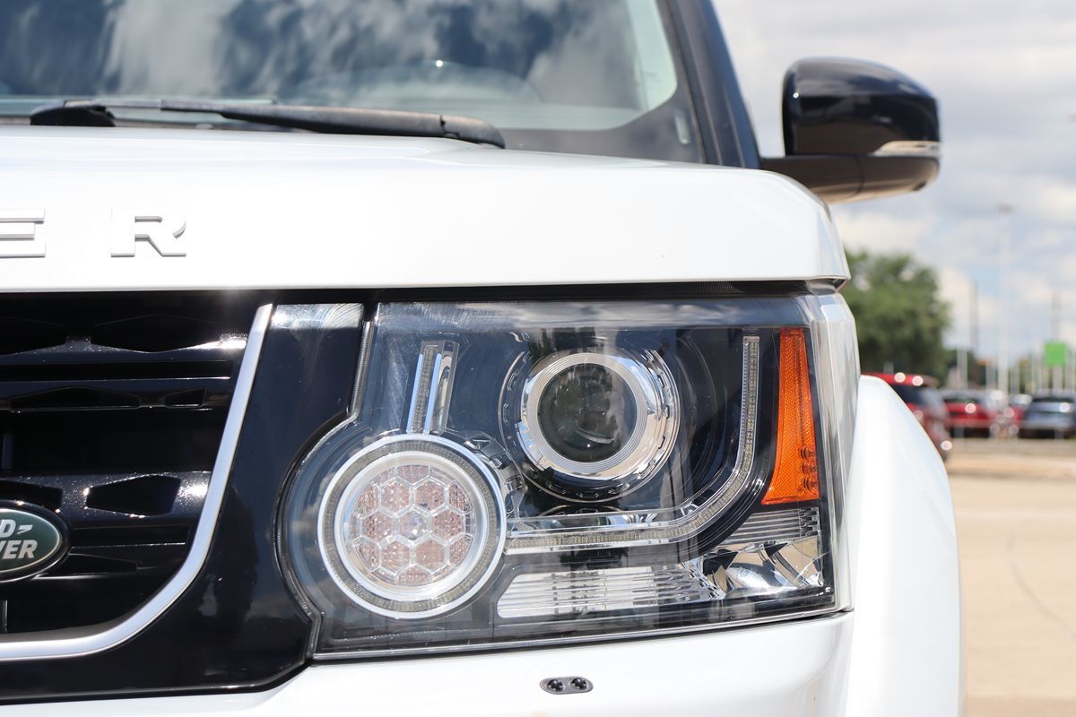 2016 Land Rover LR4 HSE LUX photo 6