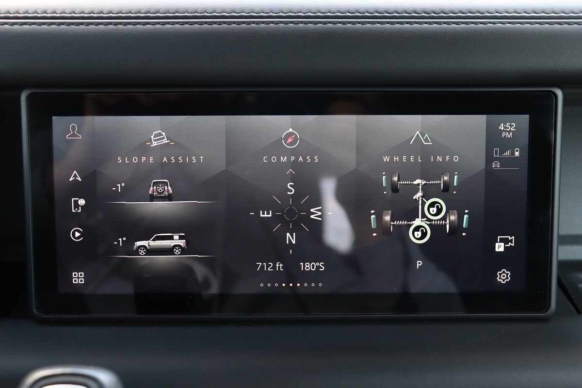 2020 Land Rover Defender 110 X photo 18