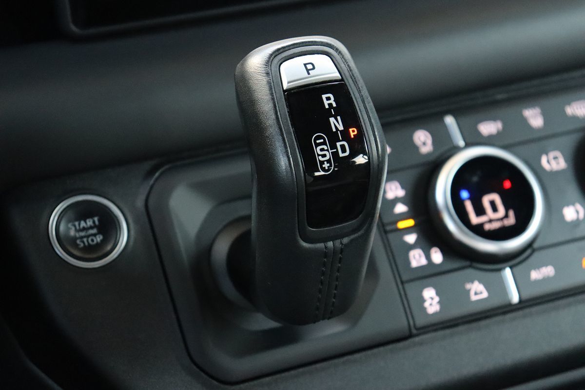 2020 Land Rover Defender 110 X photo 21
