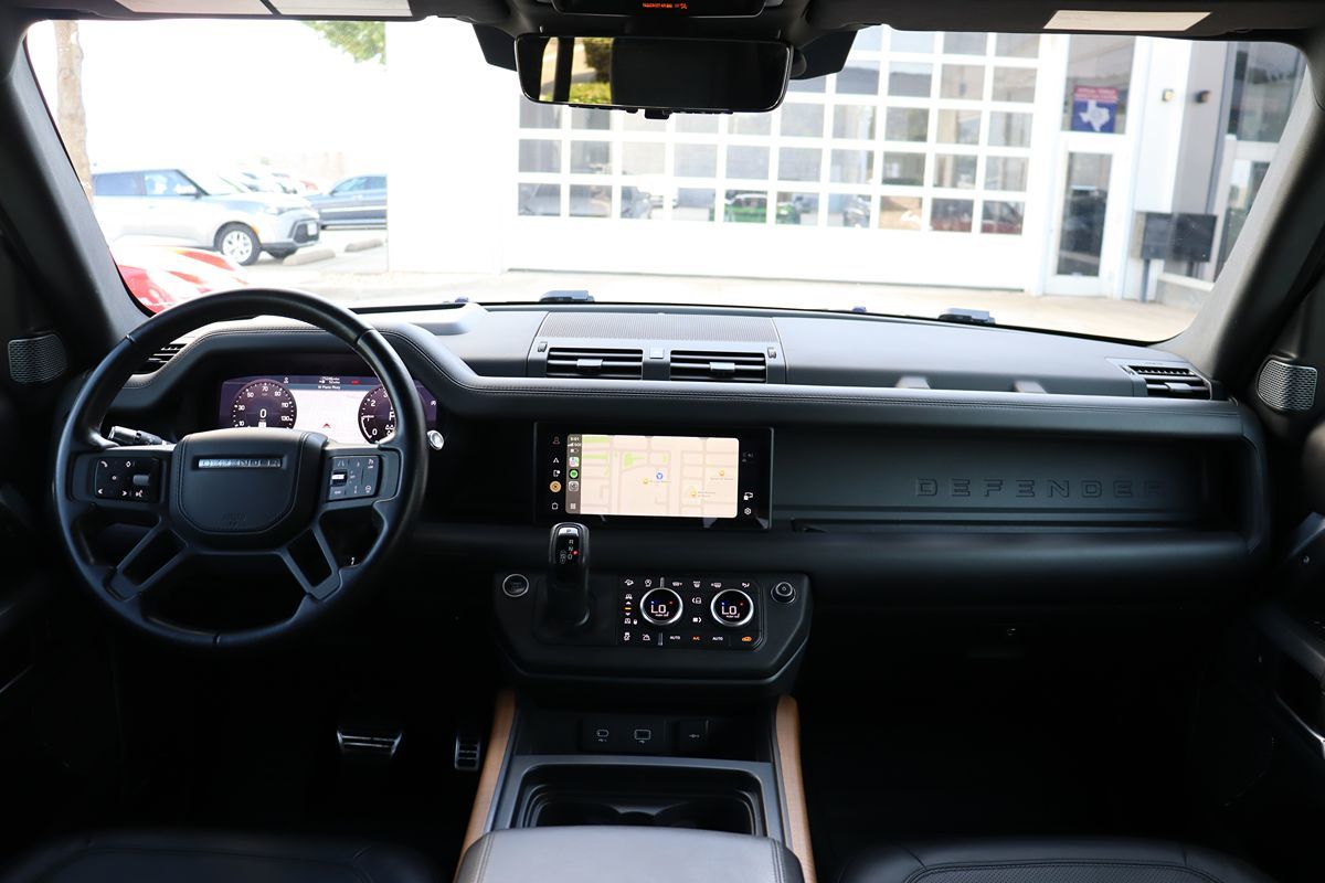 2020 Land Rover Defender 110 X photo 7