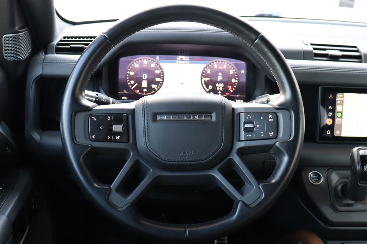 2020 Land Rover Defender 110 X photo 10