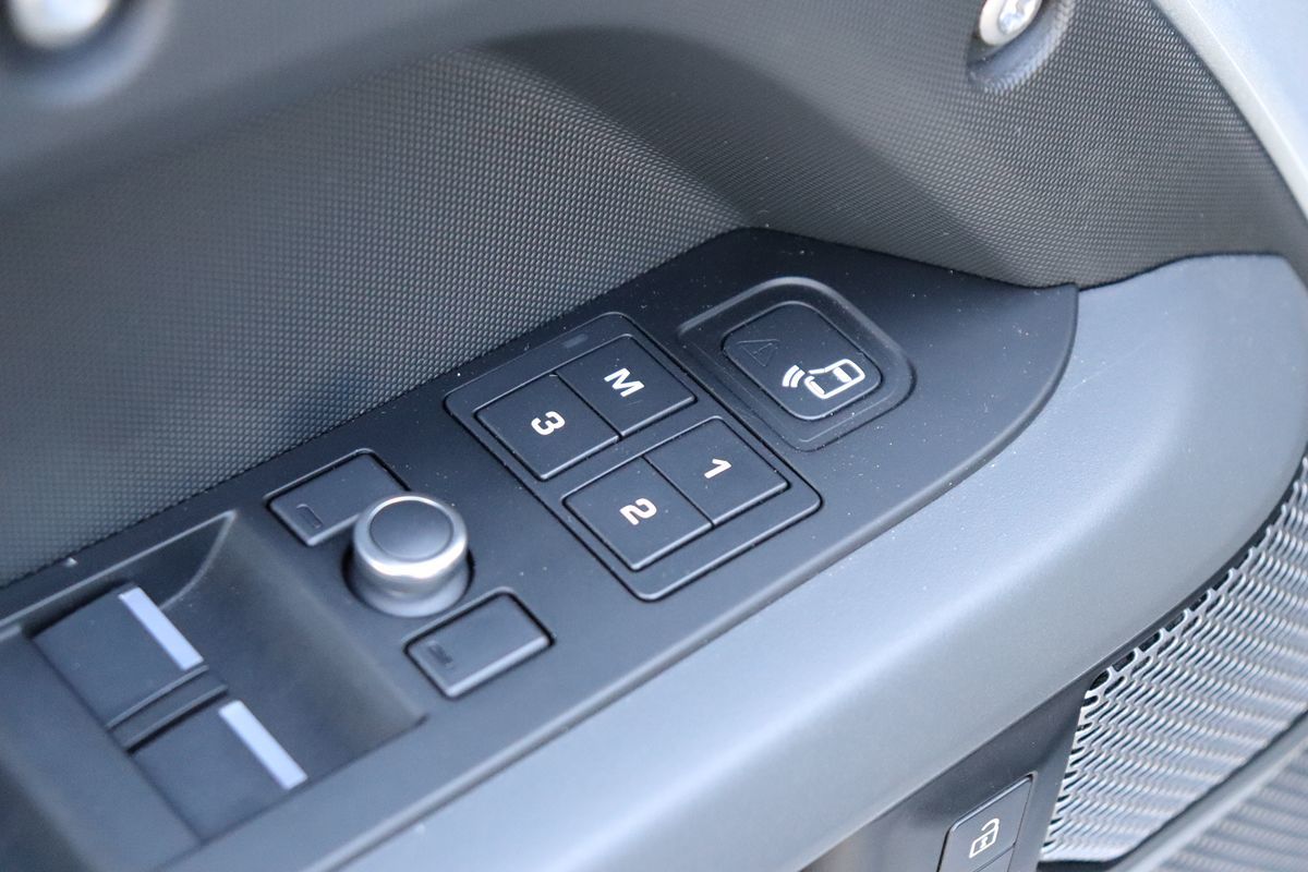 2020 Land Rover Defender X - Photo 60
