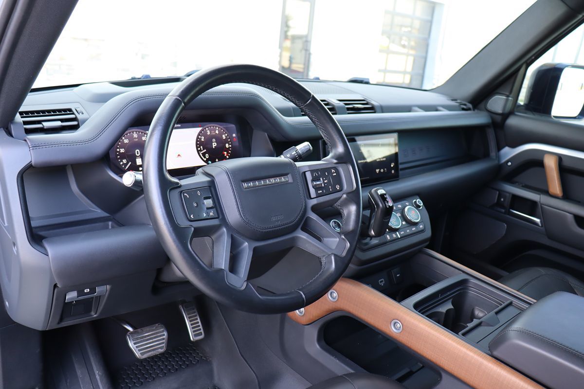 2020 Land Rover Defender X - Photo 16