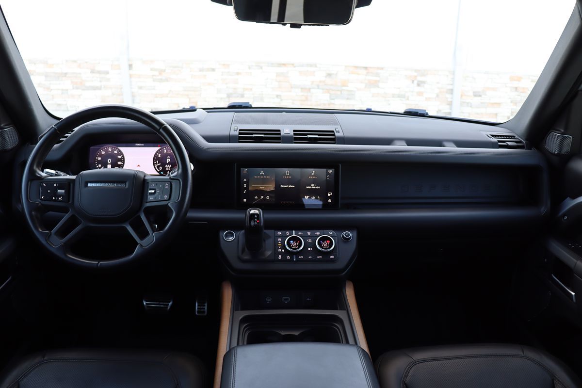2020 Land Rover Defender X - Photo 15