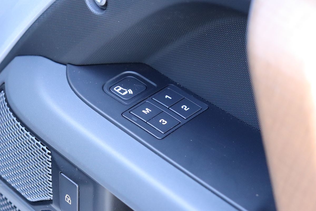 2020 Land Rover Defender X - Photo 61