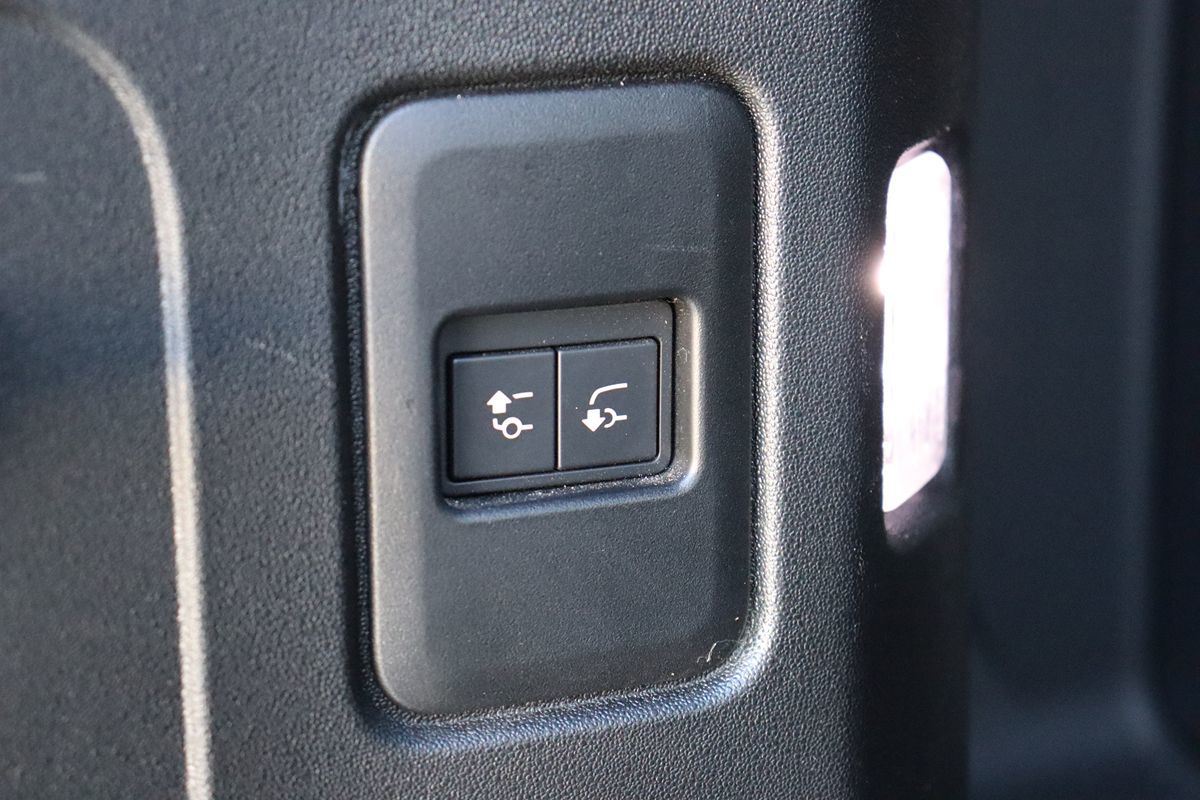 2020 Land Rover Defender X - Photo 59