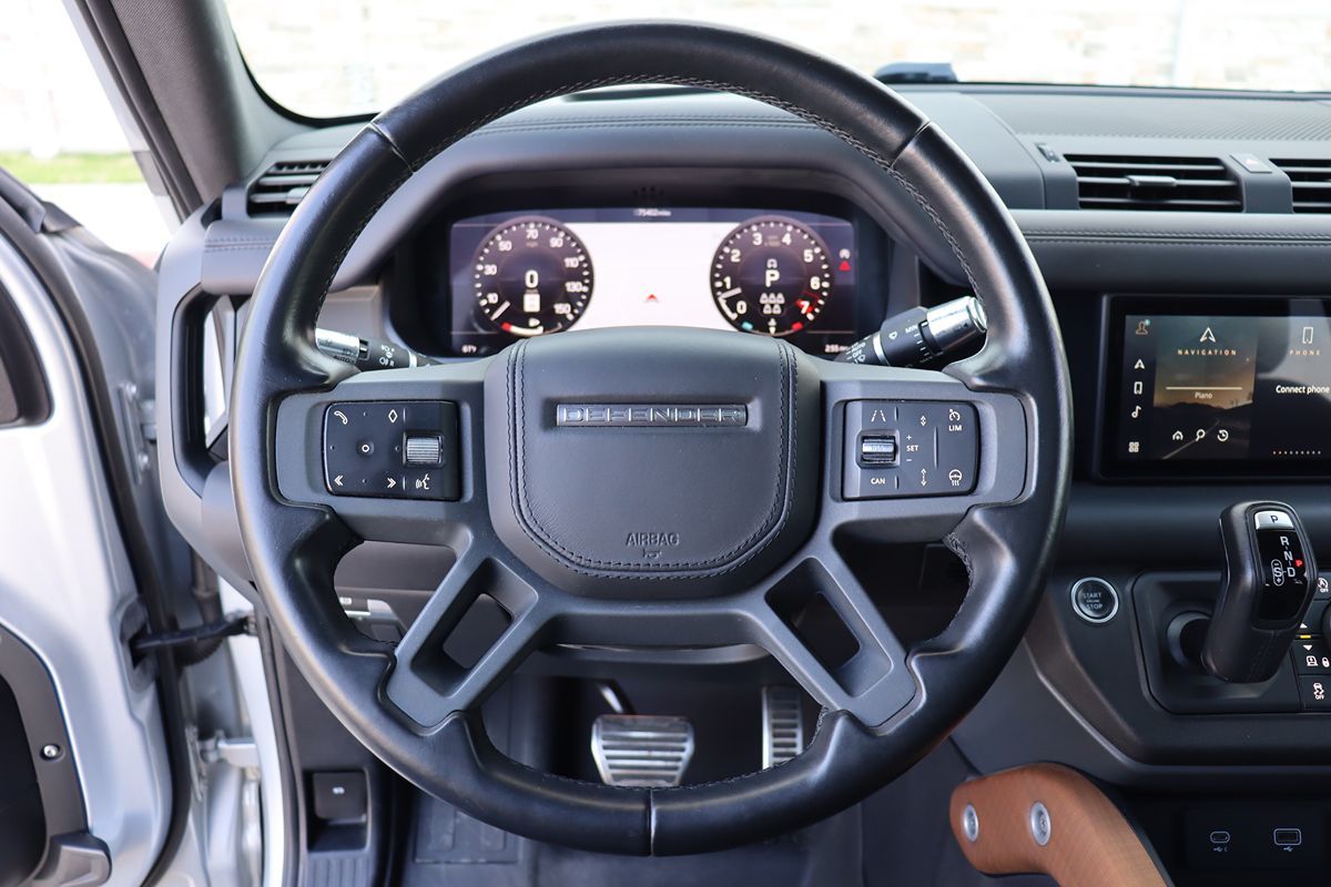 2020 Land Rover Defender X - Photo 18