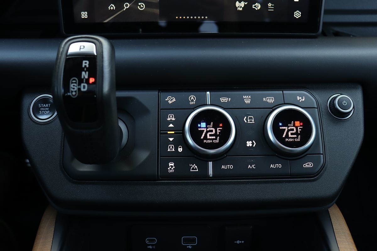 2020 Land Rover Defender X - Photo 34