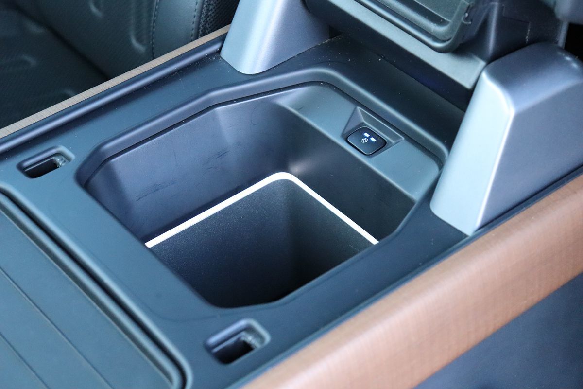 2020 Land Rover Defender X - Photo 37