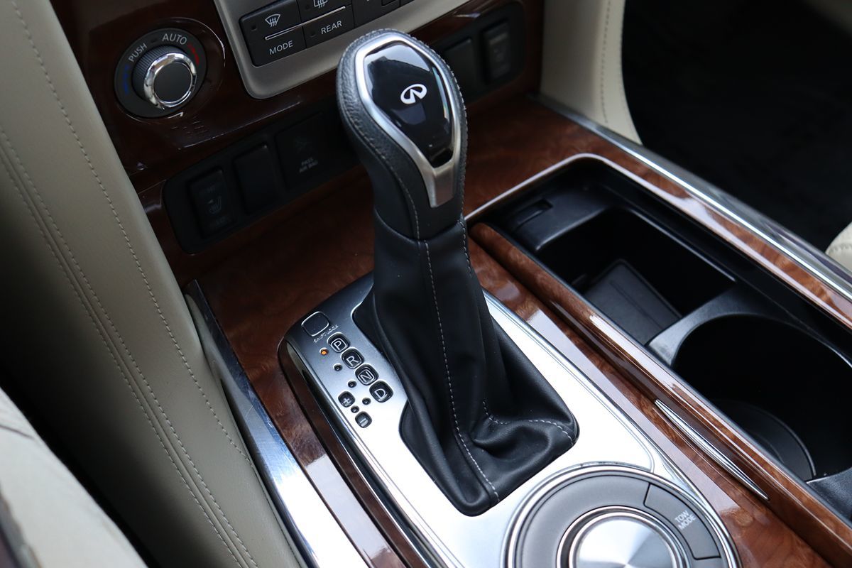 2019 Infiniti QX80 Luxe photo 30