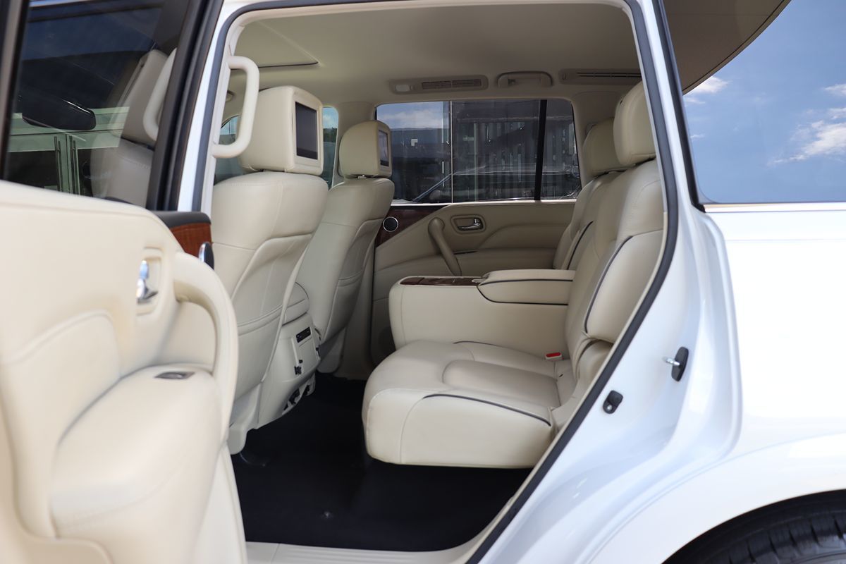 2019 Infiniti QX80 Luxe photo 41