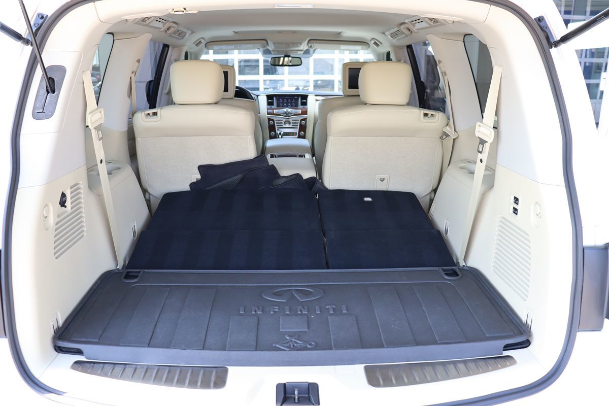 2019 Infiniti QX80 Luxe photo 46