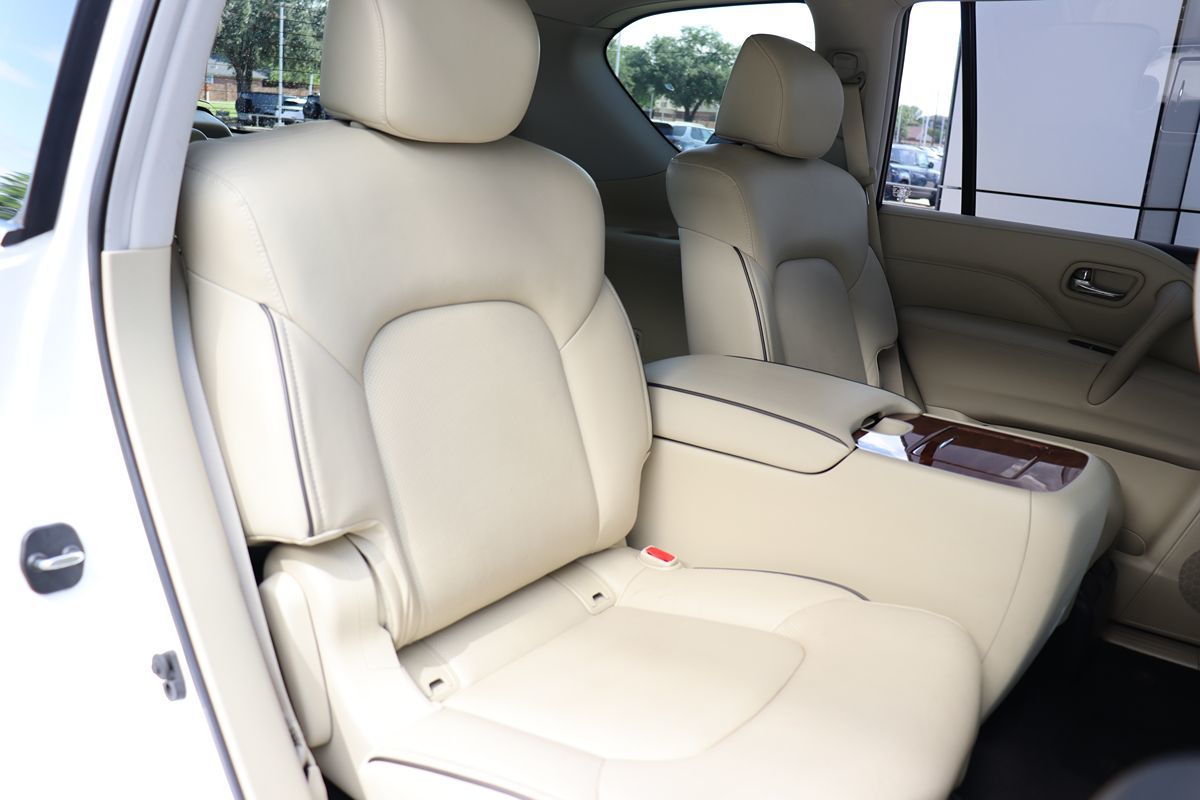 2019 Infiniti QX80 Luxe photo 42