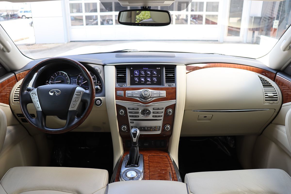 2019 Infiniti QX80 Luxe photo 14
