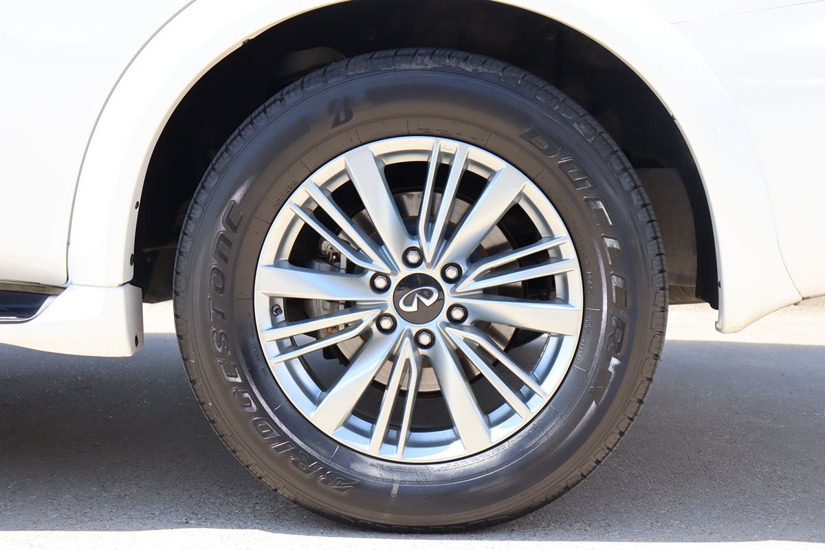 2019 Infiniti QX80 Luxe photo 52