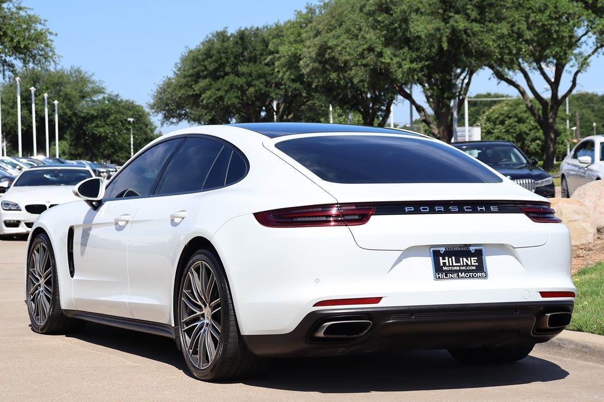 2018 Porsche Panamera Base 4 photo 7