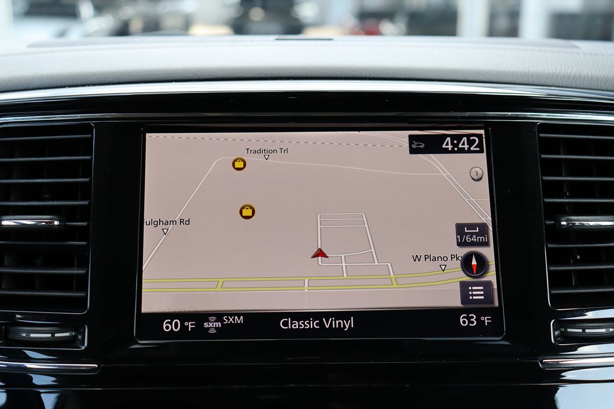 2021 Infiniti QX80 Luxe photo 19