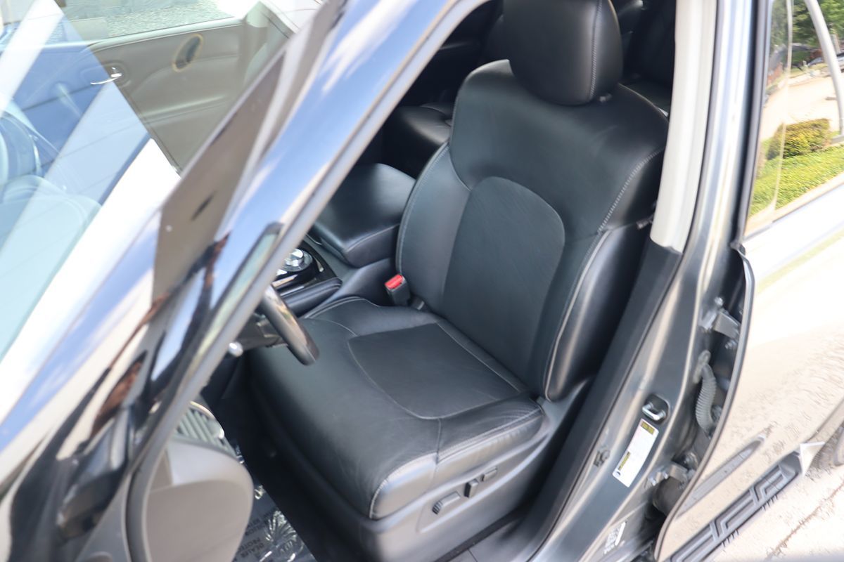 2021 Infiniti QX80 Luxe photo 28