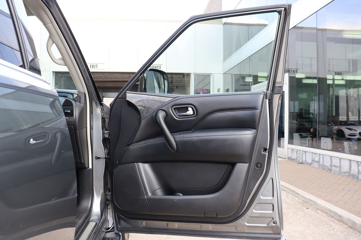 2021 Infiniti QX80 Luxe photo 47