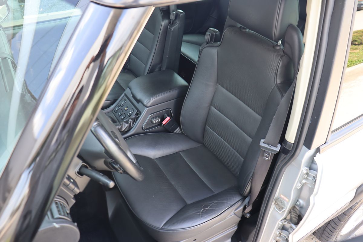 2004 Land Rover Discovery SE photo 30