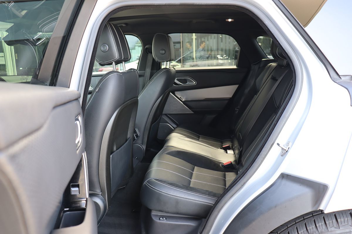 2018 Land Rover Range Rover Velar R-Dynamic SE photo 43