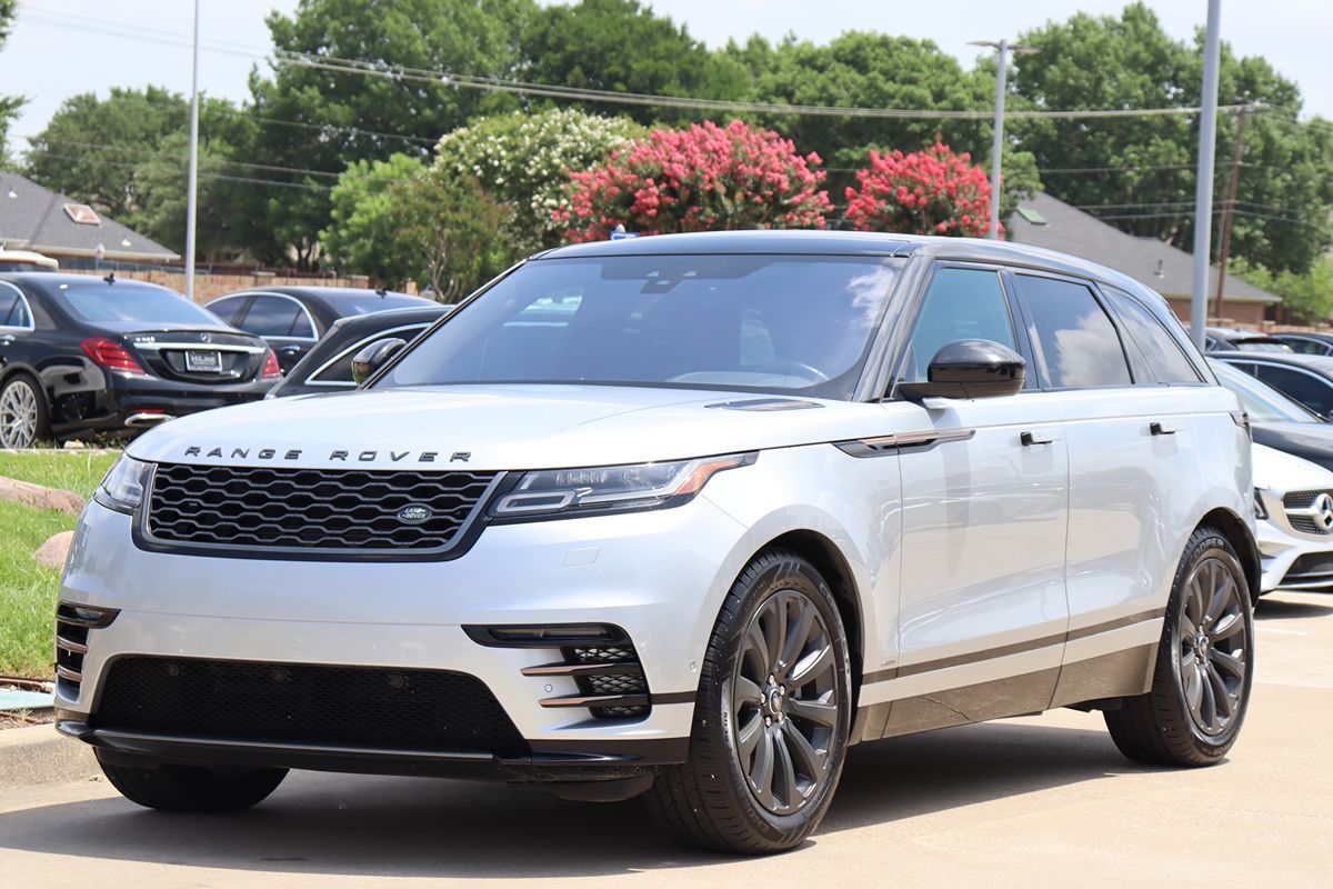 2018 Land Rover Range Rover Velar R-Dynamic SE photo 4