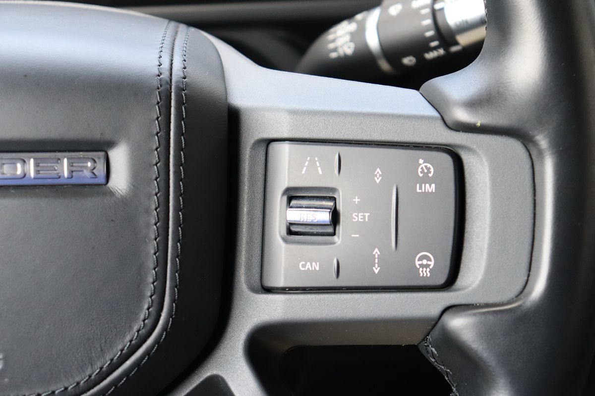 2022 Land Rover Defender 110 X photo 23
