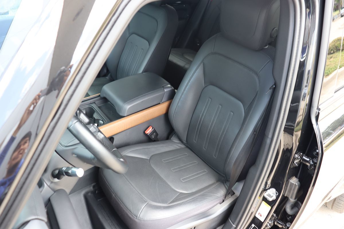 2022 Land Rover Defender 110 X photo 36