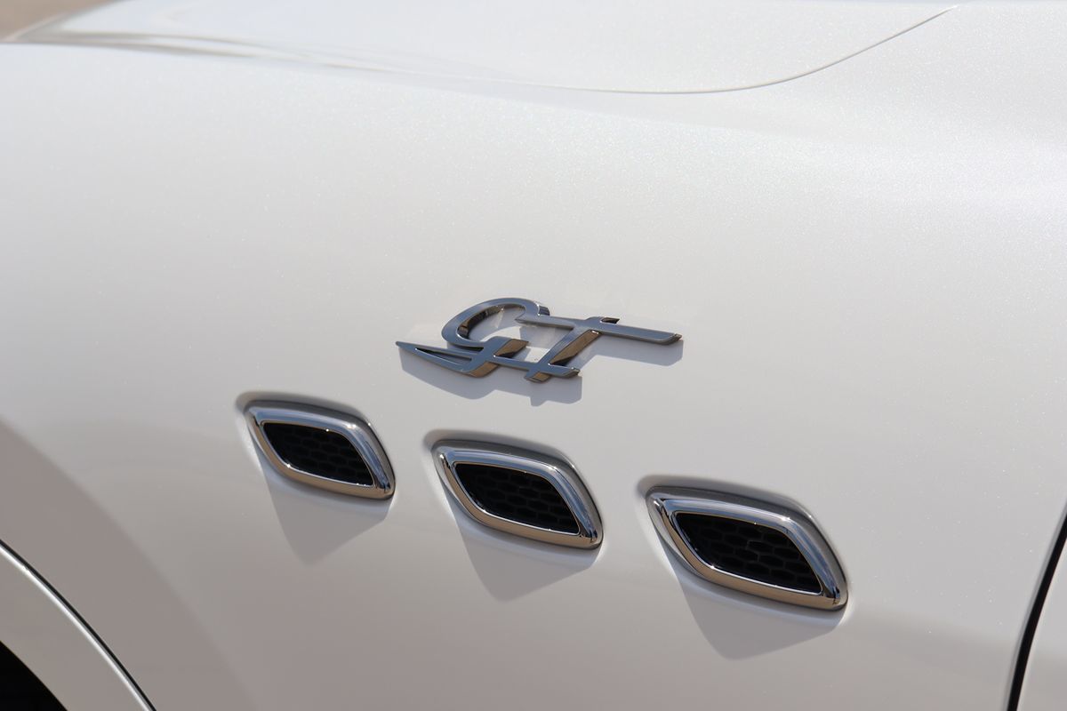 2022 Maserati Levante GT photo 7