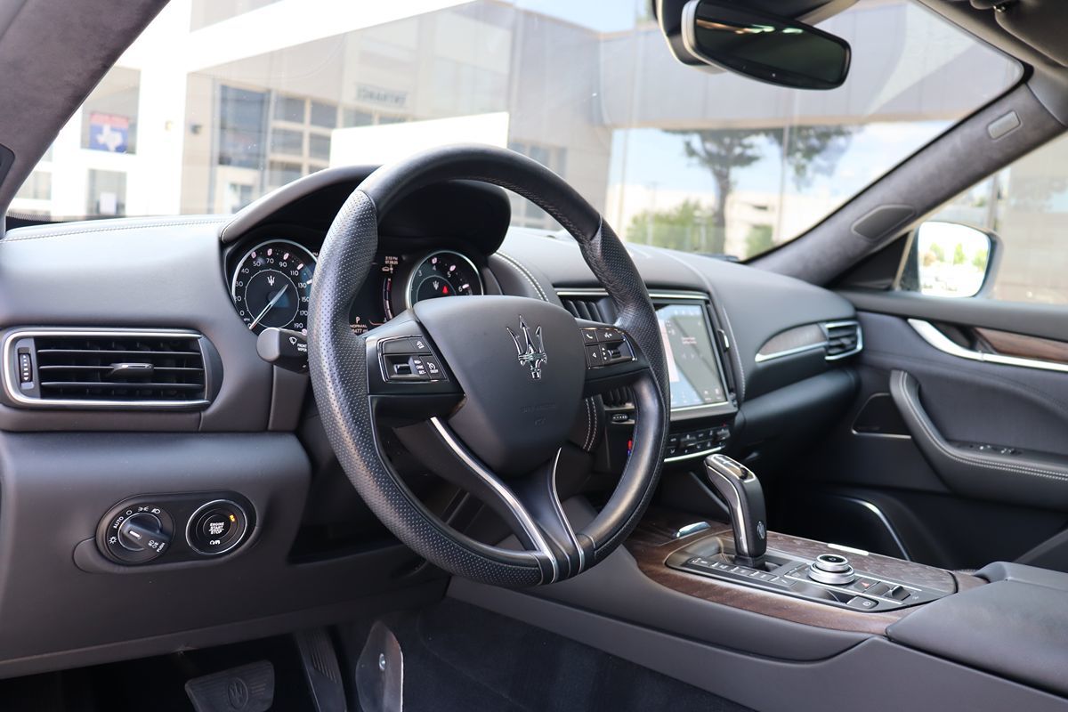 2022 Maserati Levante GT photo 10