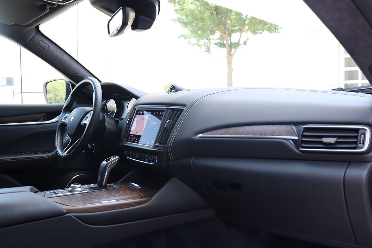 2022 Maserati Levante GT photo 11