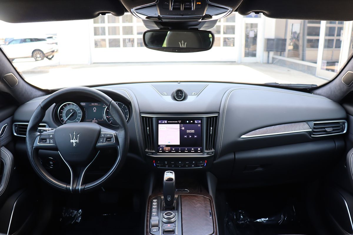 2022 Maserati Levante GT photo 9