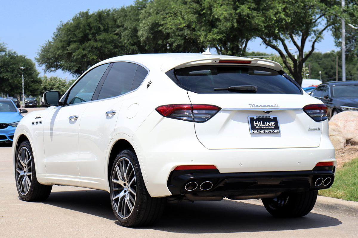 2022 Maserati Levante Modena photo 8