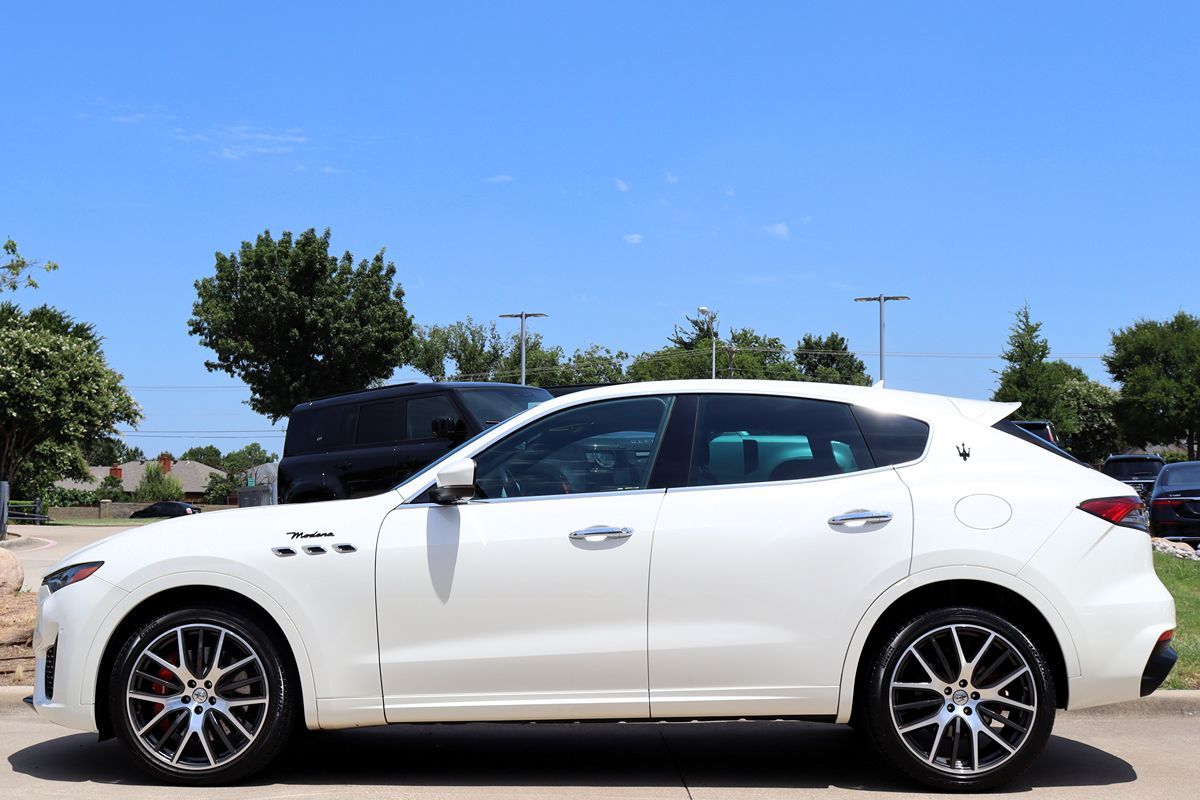 2022 Maserati Levante Modena photo 7
