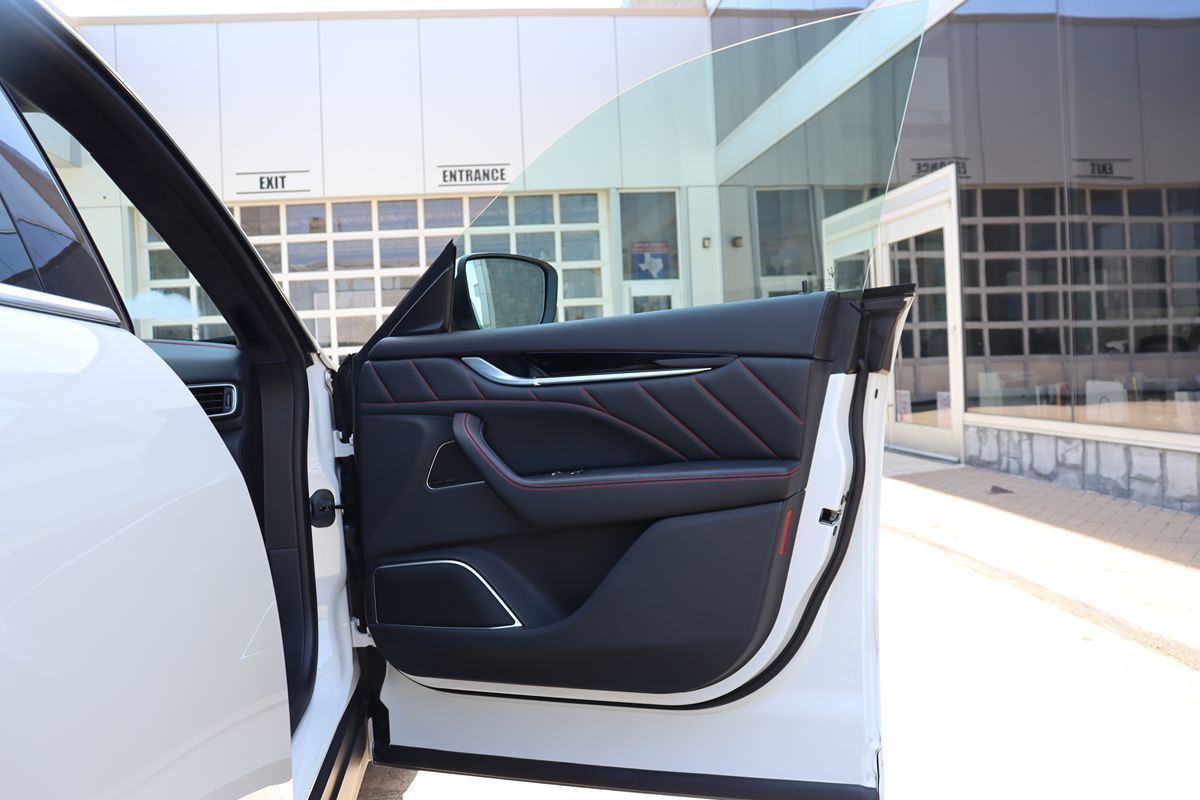 2022 Maserati Levante Modena photo 47